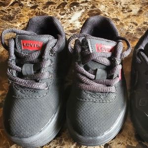 Levis Toddler Sneakers Size 5